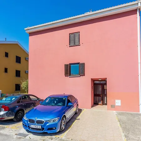 Apartment Besima *